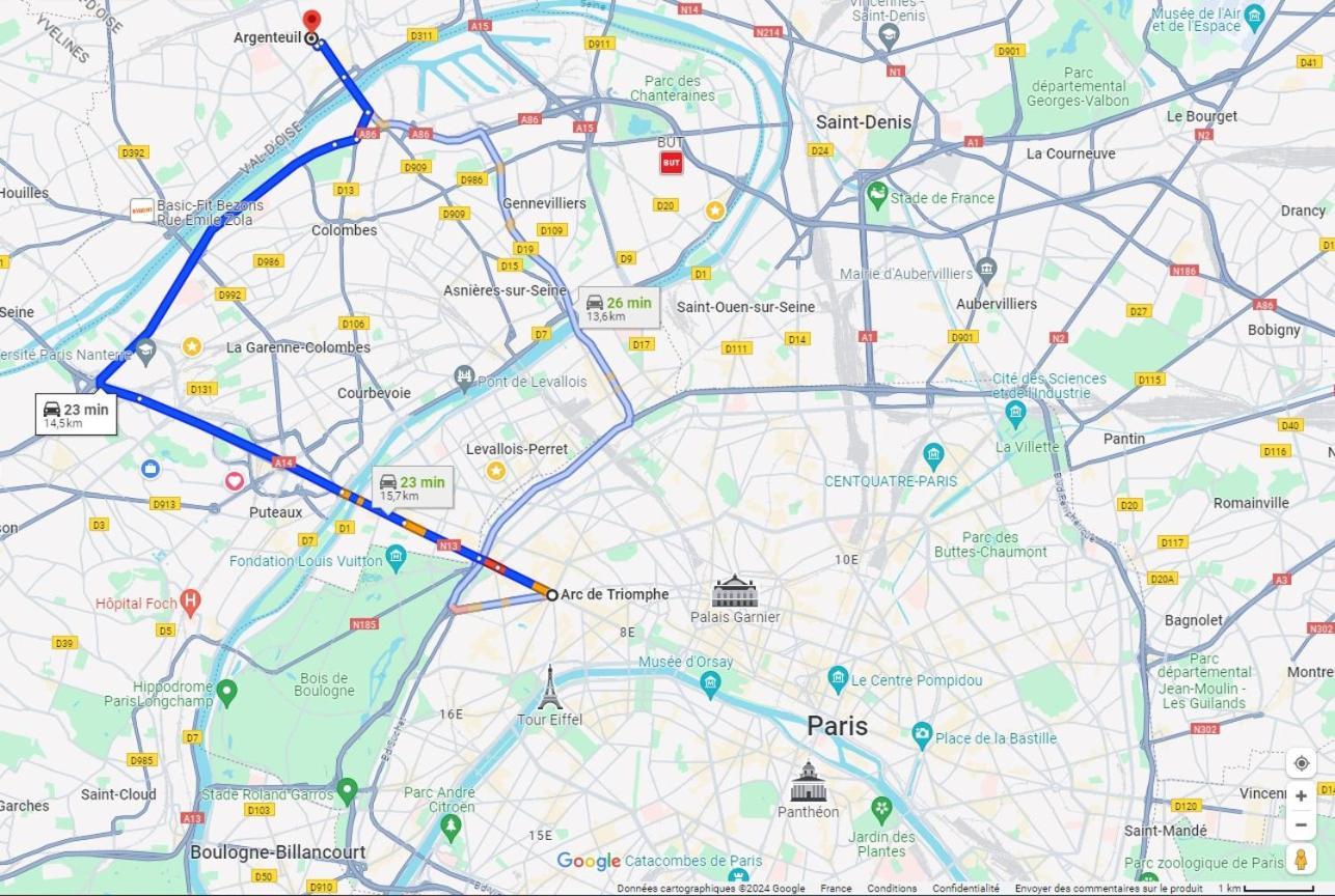 A 25 Minutes De Paris. *