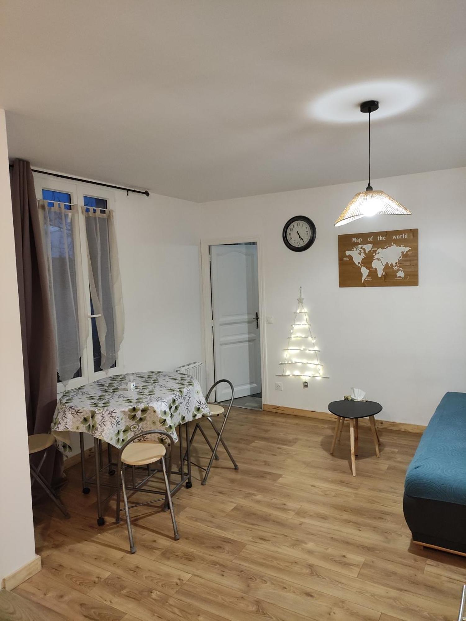 A 25 Minutes De Paris. Apartment Argenteuil